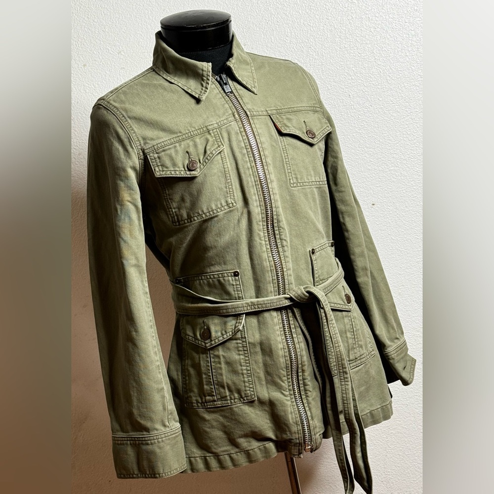 LEVI’S Medium Vintage Light Army Green Denim Jacket.